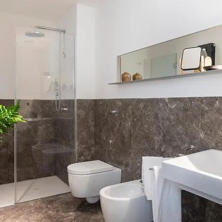 Palazzo Valguarnera - & Luxury *