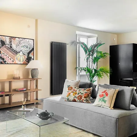 Palazzo Valguarnera - & Luxury Apartment